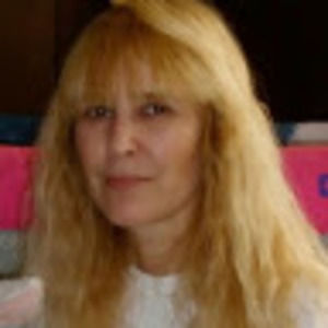 Meet your Posher, Debra